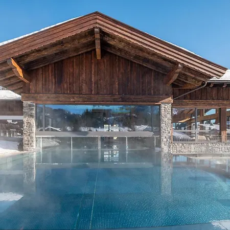 Jagdschloessl Hotel 4*