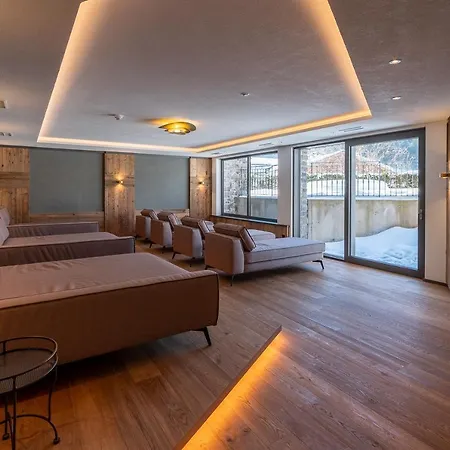 Jagdschloessl 4* 부첸