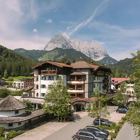 Jagdschloessl Hotel 4*