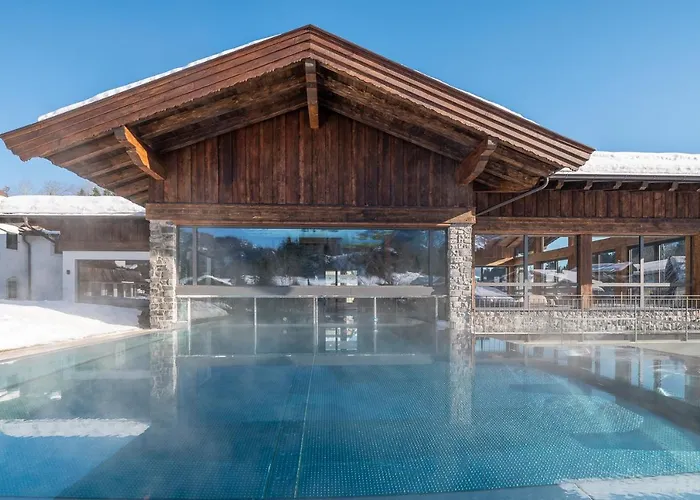 Jagdschloessl Hotell 4*