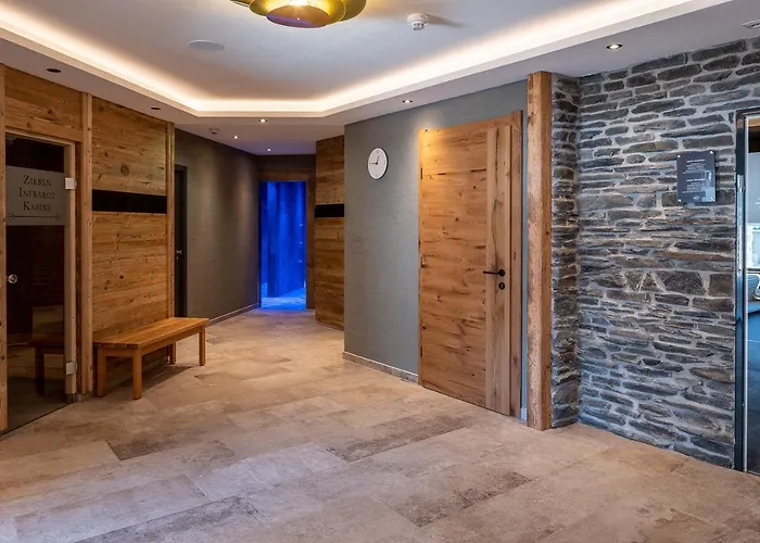 Jagdschloessl Hotell 4*
