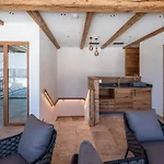 Jagdschloessl Hotel 4*